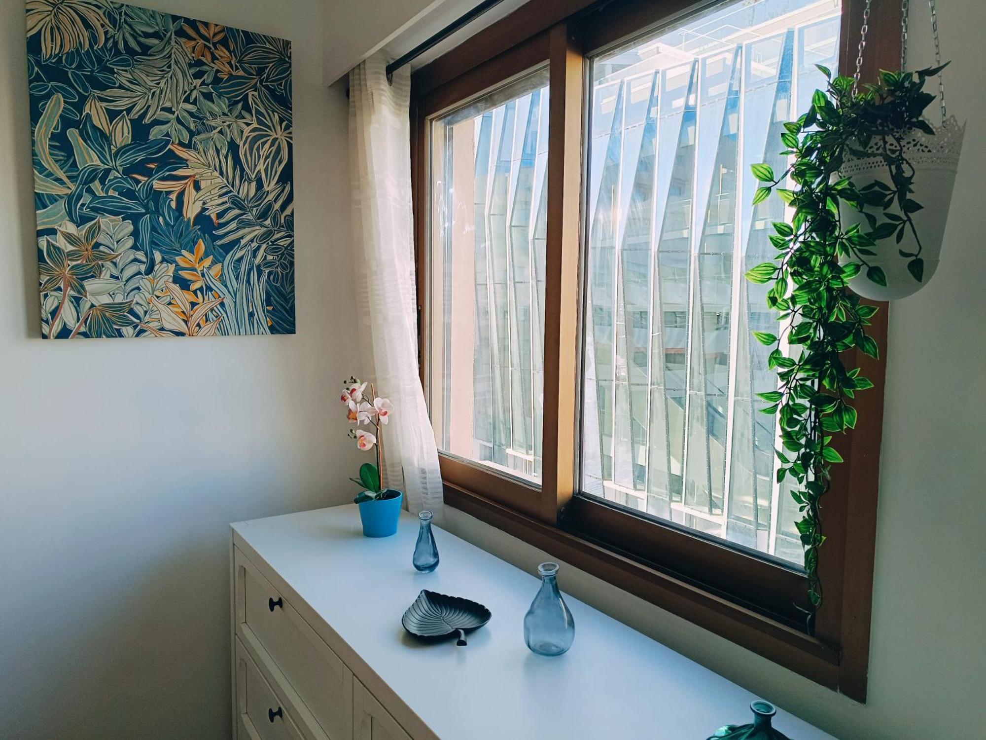 2 pièces climatisé avec balcon dans le vieil Antibes, résidence moderne avec ascenseur Extérieur photo